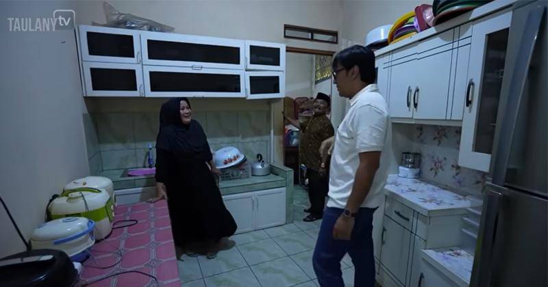 Youtube.com/TAULANY TV